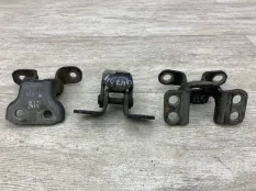 Петля двери TOYOTA RAV4