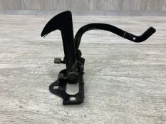 Крюк замка капота SKODA OCTAVIA