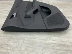 Обшивка двери FORD FOCUS