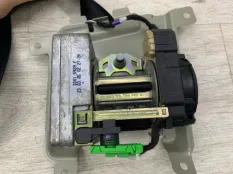 Ремень безопасности MERCEDES-BENZ C-CLASS