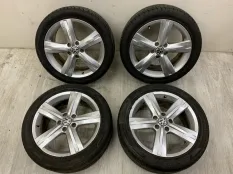 Комплект колес R17 VOLKSWAGEN PASSAT B7