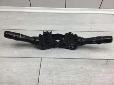 Переключатель поворотов и дворников стрекоза TOYOTA AURIS