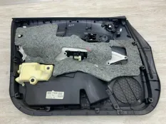 Обшивка двери TOYOTA AURIS