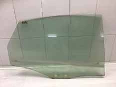 Стекло двери AUDI A6