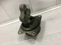 Кронштейн двигателя опорный OPEL VECTRA