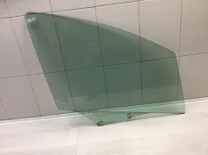 Стекло двери PEUGEOT 307