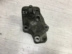 Кронштейн двигателя опорный VOLVO CROSS COUNTRY