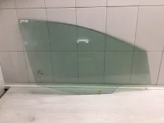 Стекло двери FORD FIESTA