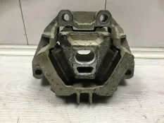 Подушка двигателя Volvo FL