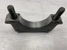 Крышка подшипника коленвала, бугель , постель коленвала MERCEDES-BENZ Atego