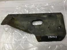 кронштейн траверсы Scania P124