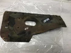 кронштейн траверсы Scania P124