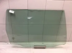 Стекло двери VOLVO CROSS COUNTRY