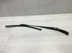Щеткодержатель Nissan Navara