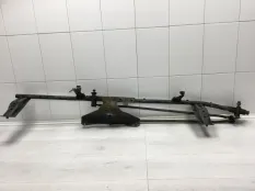 Трапеция стеклоочестителя Scania L124