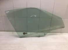 Стекло двери Mazda 626