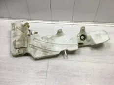 Бачок омывателя Nissan Navara