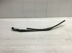Щеткодержатель Nissan Navara