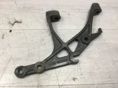 Кронштейн осушителя Scania L124