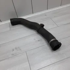 Патрубок системы охлаждения DAF 105