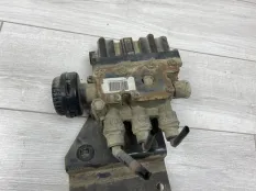 кран уровня пола главный Renault Midlum DXI