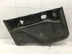 Обшивка двери Scania P124