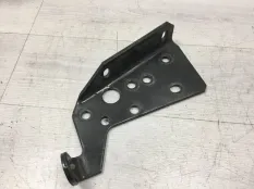 кронштейн траверсы Scania R380