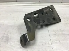 кронштейн траверсы Scania R380