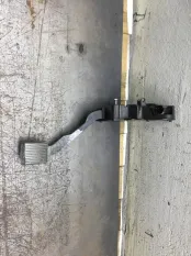 Педаль газа Volvo FL 240