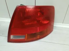 Фонарь AUDI A4