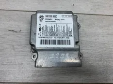ЭБУ подушки безопасности VOLKSWAGEN GOLF