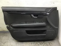 Обшивка двери AUDI A4