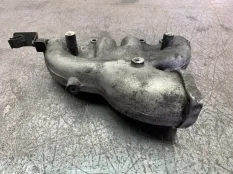 Коллектор впускной AUDI A4