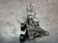 Кронштейн генератора AUDI A4