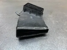 Воздухозаборник AUDI A4