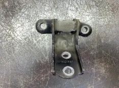 Петля двери HYUNDAI i20