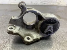 Подушка двигателя PEUGEOT 3008