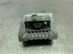 Подушка двигателя VOLKSWAGEN GOLF