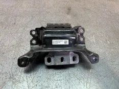Подушка двигателя AUDI A3