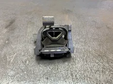 Подушка двигателя AUDI A3