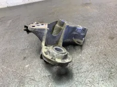 Кронштейн двигателя AUDI A4