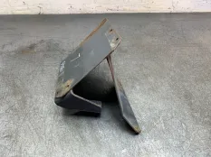 Кронштейн противооткатного упора Scania R420