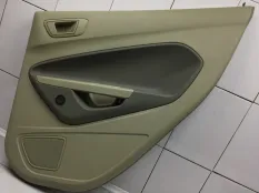 Обшивка двери FORD FIESTA