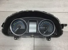 щиток приборов TOYOTA AURIS