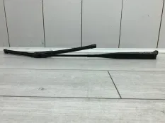 Щеткодержатель NISSAN TERRANO