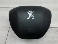Подушка безопасности в руль PEUGEOT 2008