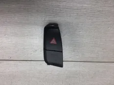 Кнопка аварийной остановки AUDI A4