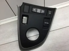 накладка консоли кулисы TOYOTA AURIS