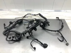 Электропроводка (моторная коса) TOYOTA YARIS Hibrid