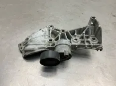 Кронштейн генератора NISSAN QASHQAI